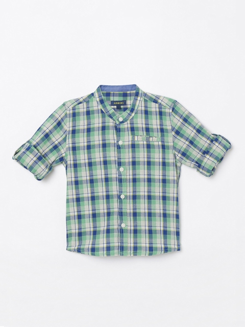 

Juniors by Lifestyle Boys Green & White Slim Fit Checked Casual Shirt