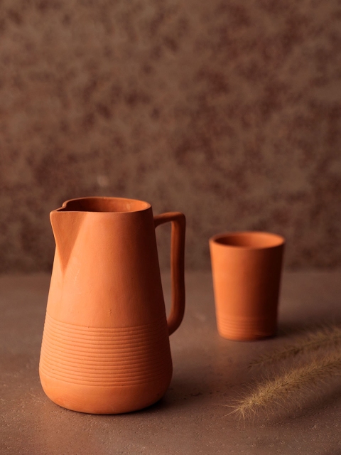 

ellementry Brown Solid Terracotta Water Jug