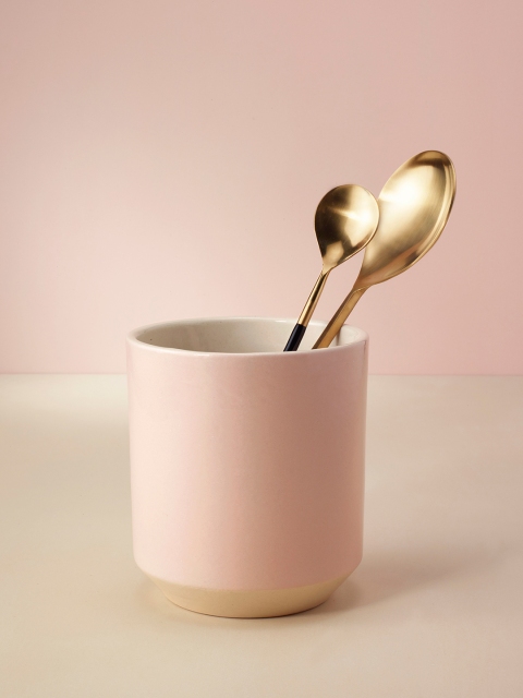 

ellementry Peach Solid Life Ceramic Utensil Holder