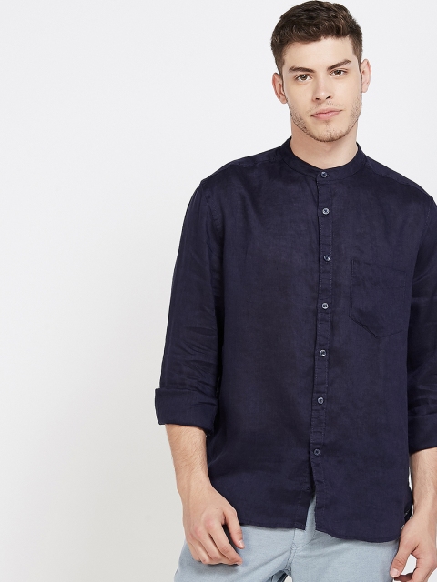 

CODE by Lifestyle Men Navy Blue Regular Fit Solid Casual Shirt
