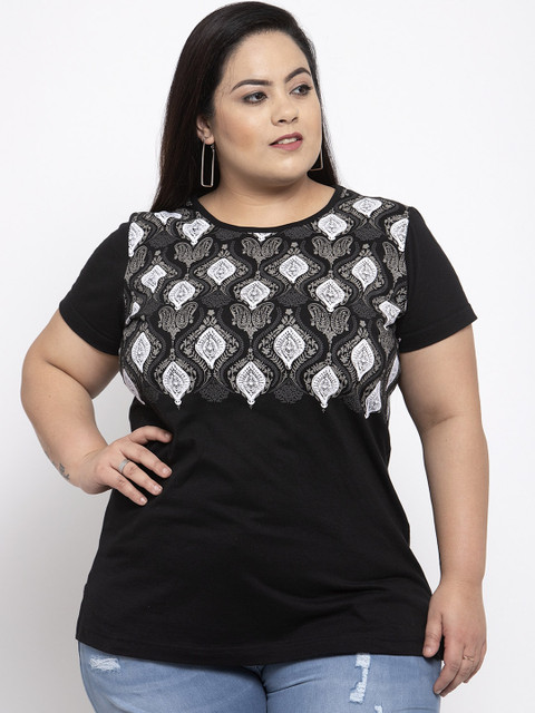 

plusS Women Black Printed Round Neck T-shirt