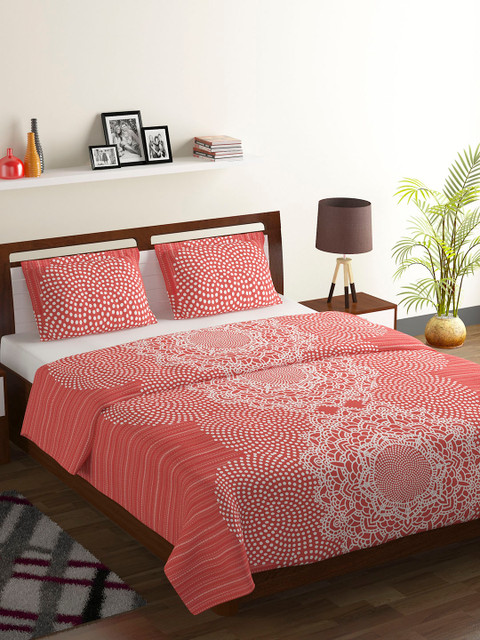 

BOMBAY DYEING Red Abstract 104 TC Cotton 1 Queen Bedsheet with 2 Pillow Covers