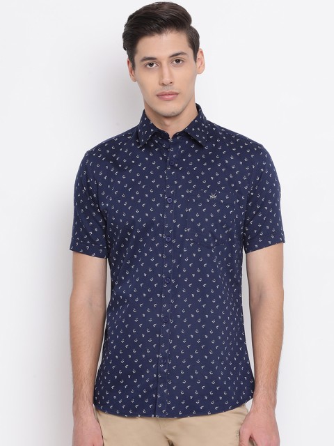 

Crimsoune Club Men Navy Blue & White Slim Fit Printed Casual Shirt