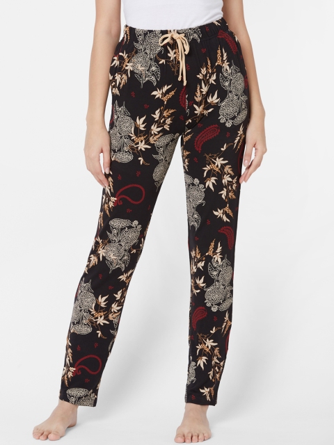 

Sweet Dreams Women Black Printed Slim-Fit Joggers
