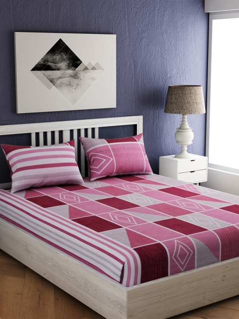 

EverHOME Pink & White Geometric 144 TC Cotton 1 Queen Bedsheet with 2 Pillow Covers