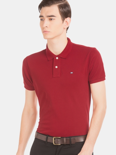 

Arrow Men Red Solid Polo Collar T-shirt