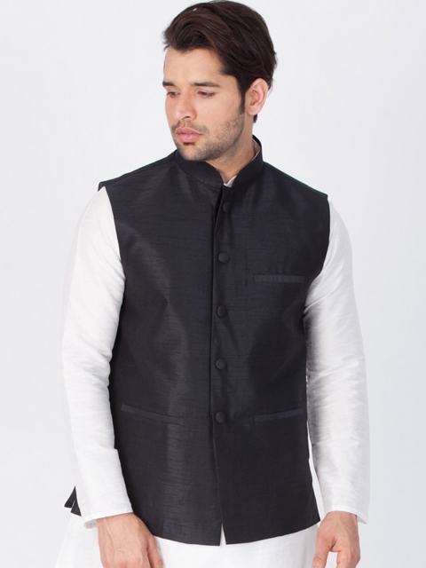 

VASTRAMAY Men Black Solid Lightweight Tailored Jacket