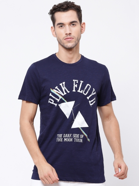 

Free Authority Men Navy Blue Pink Floyd Printed Round Neck T-shirt