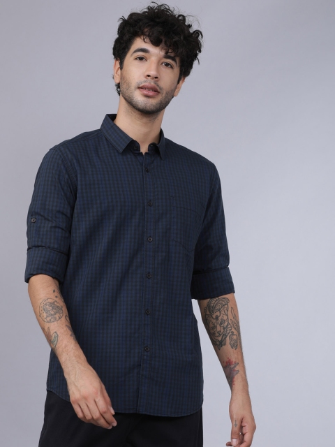 

Horsefly Men Navy Blue & Black Slim Fit Checked Casual Shirt