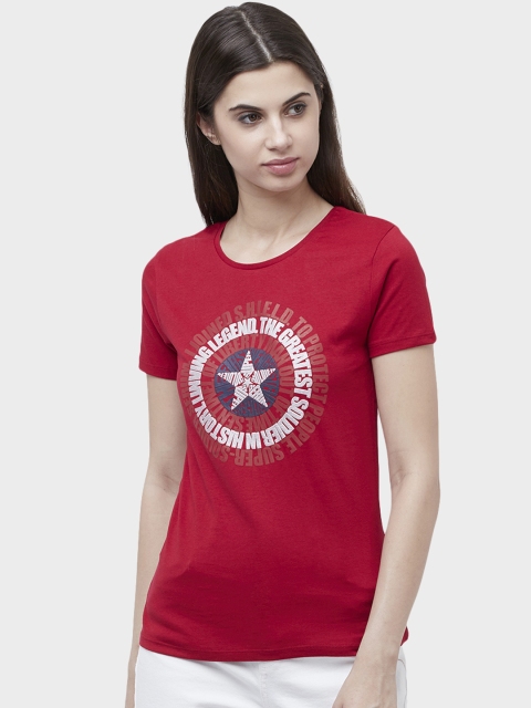

Free Authority Women Red Captain America Print Round Neck T-shirt