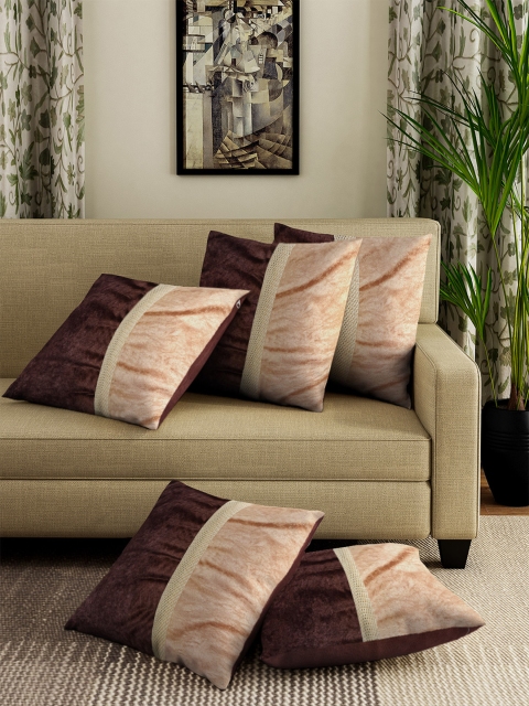 

DREAM WEAVERZ Brown & Beige Set of 5 Colourblocked Velvet Square Cushion Covers