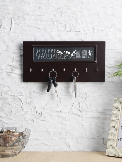 

VarEesha Brown & Black Tribal Warli Art Handmade Wall Mounting Wooden Key Holder