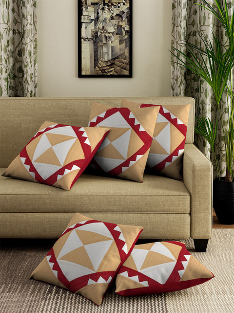 

DREAM WEAVERZ Beige & White Set of 5 Geometric Square Cushion Covers