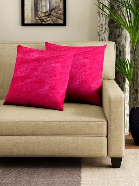 

DREAM WEAVERZ Magenta Set of 2 Solid Square Velvet Cushion Covers