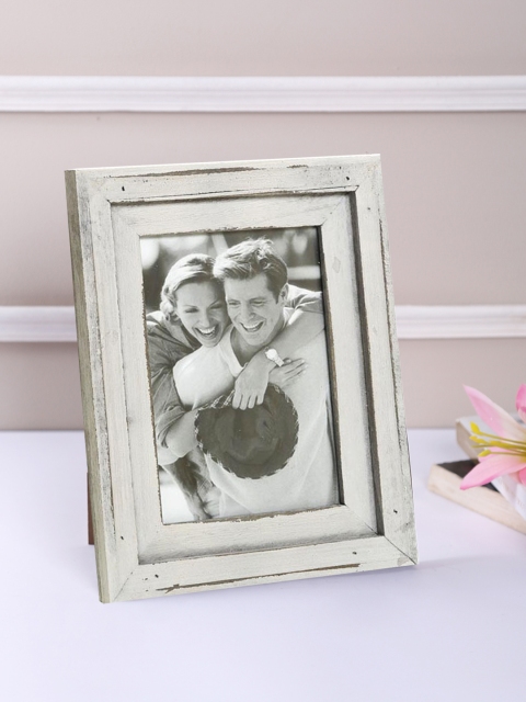 

Aapno Rajasthan Grey Rustic Finish Wooden Table-Top Photo Frame