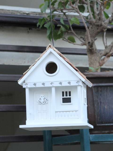 

TAYHAA White Decorative Designer Bird House