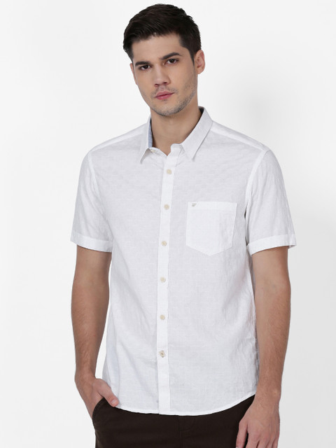 

t-base Men White Regular Fit Printed Casual Shirt