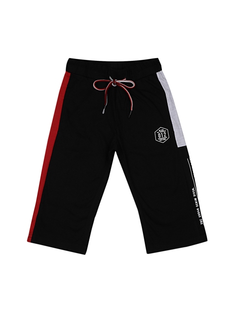 

Monte Carlo Boys Black Solid Regular Fit Shorts