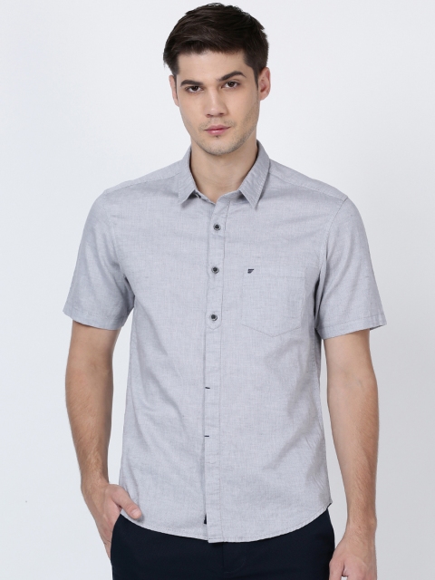 

t-base Men Grey Solid Regular Fit Casual Shirt