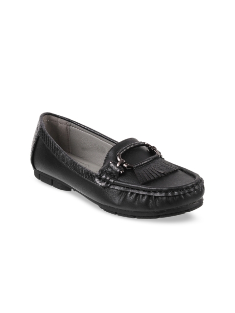

Metro Women Black Solid Loafers