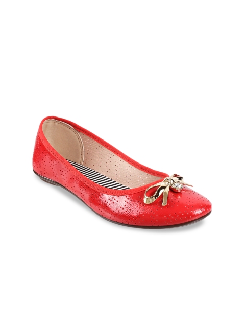 

Metro Women Red Textured Ballerinas
