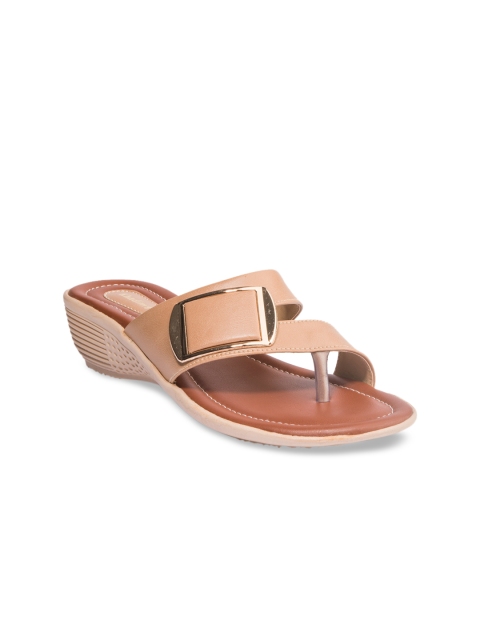 

Khadims Women Beige & Gold-Toned Solid Heels