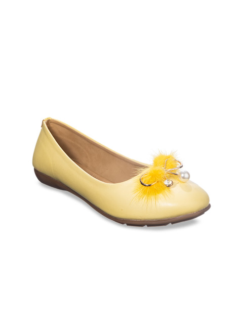 

Khadims Women Yellow Solid Ballerinas