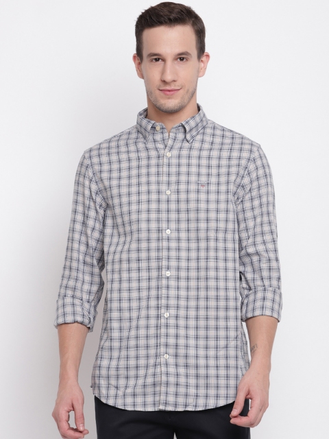

GANT Men Grey & White Regular Fit Checked Casual Shirt