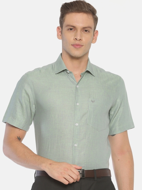 

Linen Club Men Green Regular Fit Solid Formal Shirt