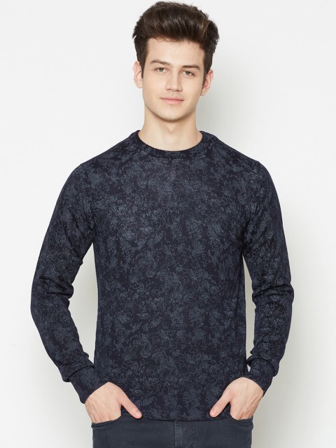 

Bruun & Stengade Men Navy Blue Striped Pullover Sweater