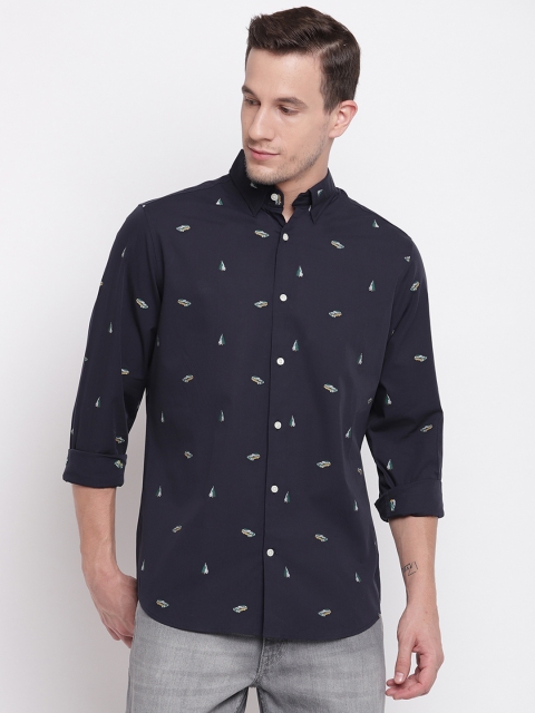 

GANT Men Navy Blue & White Regular Fit Printed Casual Shirt