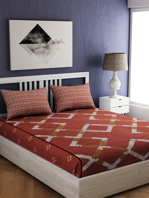 

EverHOME Brown & White Geometric Queen Bedsheet with 2 Pillow Covers
