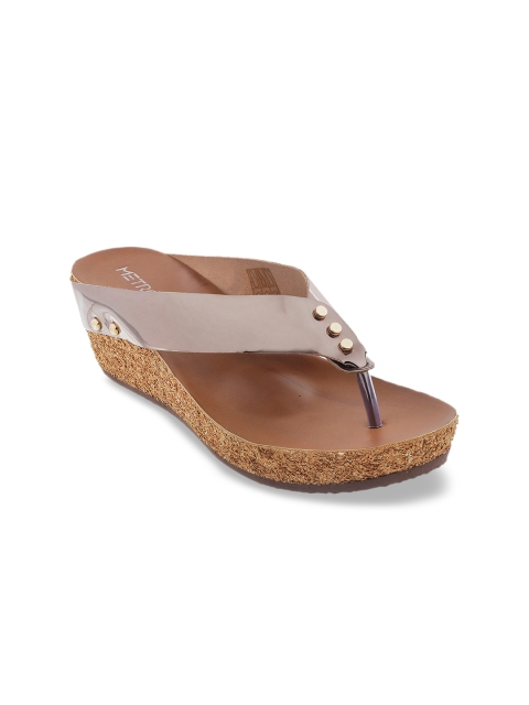 

Metro Women Gunmetal-Toned Solid Wedges, Metallic