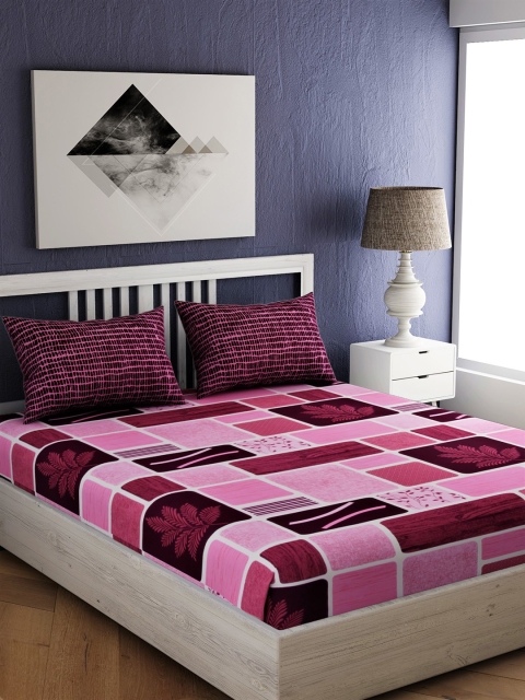 

EverHOME Pink & Mauve Geometric 144 TC Cotton 1 Queen Bedsheet with 2 Pillow Covers