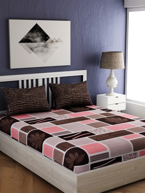 

EverHOME Brown & Pink Geometric 144 TC Cotton 1 Queen Bedsheet with 2 Pillow Covers