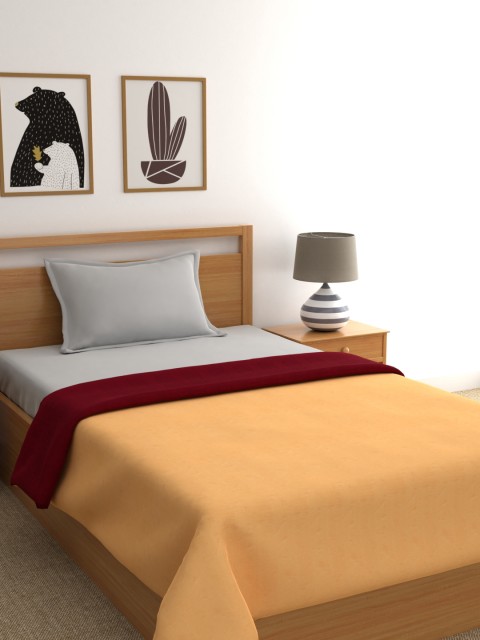 

BIANCA Beige & Maroon Solid AC Room 300 GSM Single Bed Comforter