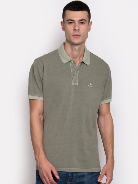 

GANT Men Olive Green Solid Polo Collar T-shirt