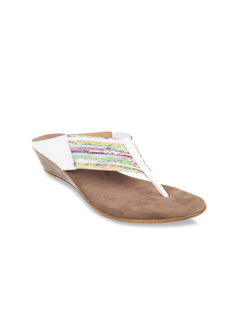 

Metro Women White Woven Design Wedges