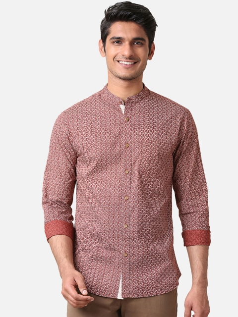 

True Blue Men Red & White Slim Fit Printed Casual Shirt
