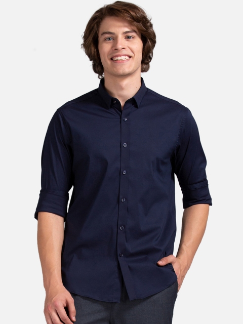 

True Blue Men Blue Slim Fit Solid Casual Shirt