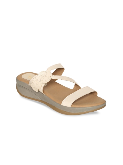 

Monrow Women Cream-Coloured Solid Wedges