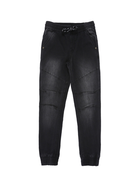 

Pantaloons Junior Boys Black Tapered Fit Mid-Rise Clean Look Jeans