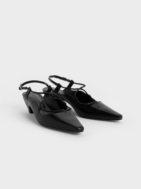 

CHARLES & KEITH Women Black Solid Pumps