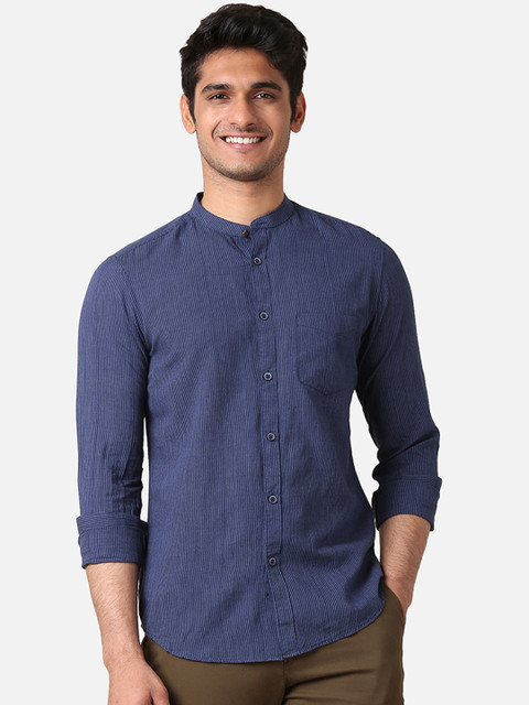 

True Blue Men Blue Slim Fit Self-Striped Casual Shirt