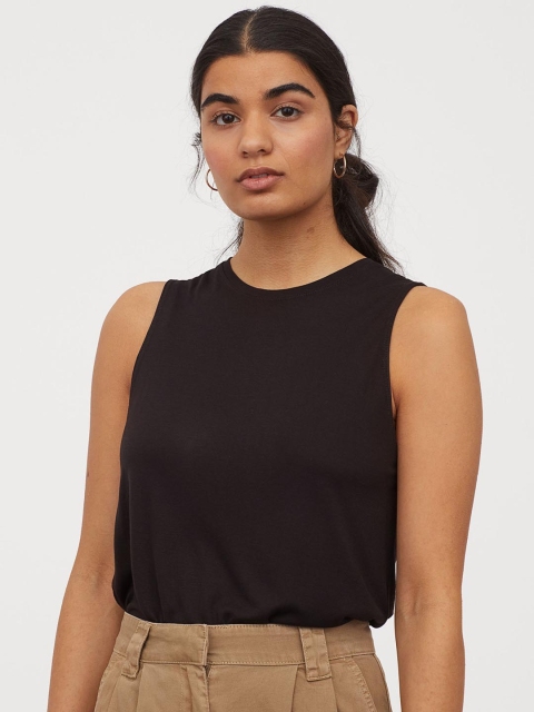 

H&M Woman Black Solid Vest Top