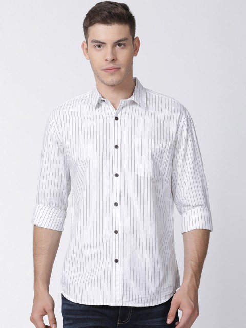 Mucho Solo Men White Slim Fit Striped Casual Shirt