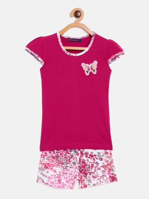

Nins Moda Girls Magenta & White Moda Printed Night suit