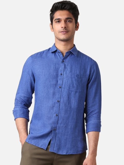 

True Blue Men Blue Slim Fit Solid Casual Linen Shirt