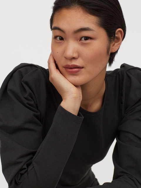 

H&M Women Black Puff-Sleeved Dress
