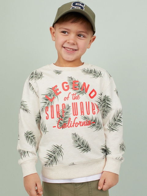 

H&M Boys Beige Printed Sweatshirt